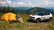 ������� �������� ������ ������ Jeep Avenger 4xe � ��������
