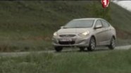 - Hyundai Accent   .  2