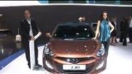 Hyundai i30    (  )